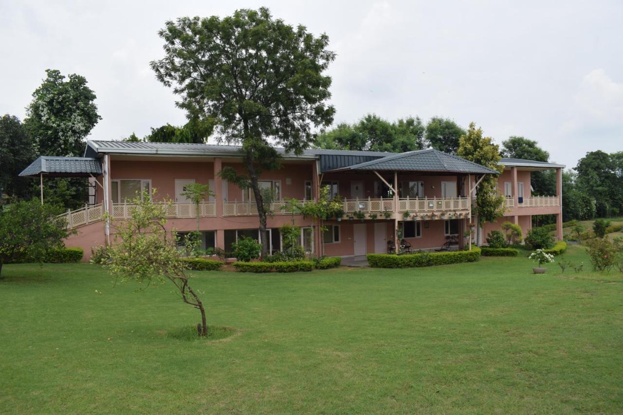 Aravali Hill View Estate Villa Gurgaon Esterno foto