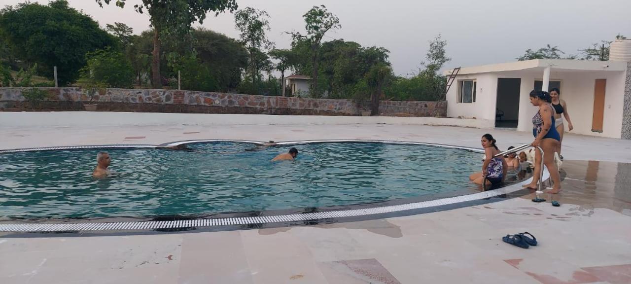 Aravali Hill View Estate Villa Gurgaon Esterno foto