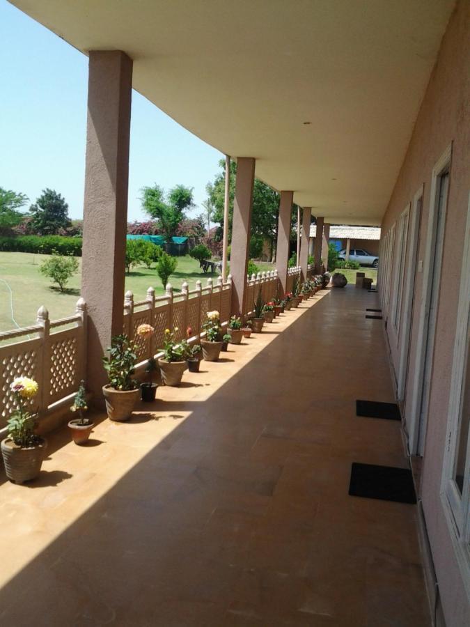 Aravali Hill View Estate Villa Gurgaon Esterno foto